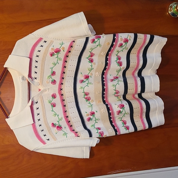 Sweet Vintage Knit short sleeved sweater - Picture 1 of 6
